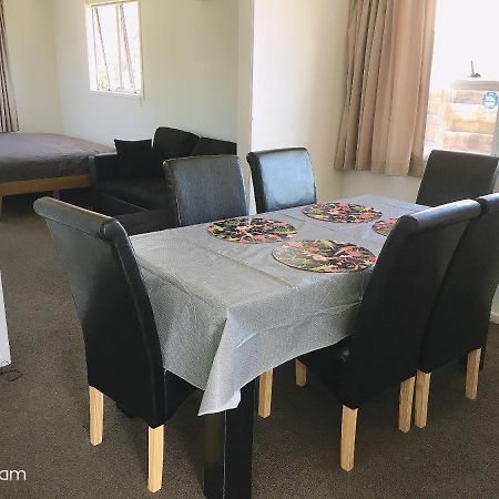 Cozy 3 Bedrooms House 6 Chapman Place โรโตรัว ภายนอก รูปภาพ