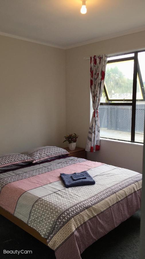 Cozy 3 Bedrooms House 6 Chapman Place โรโตรัว ภายนอก รูปภาพ
