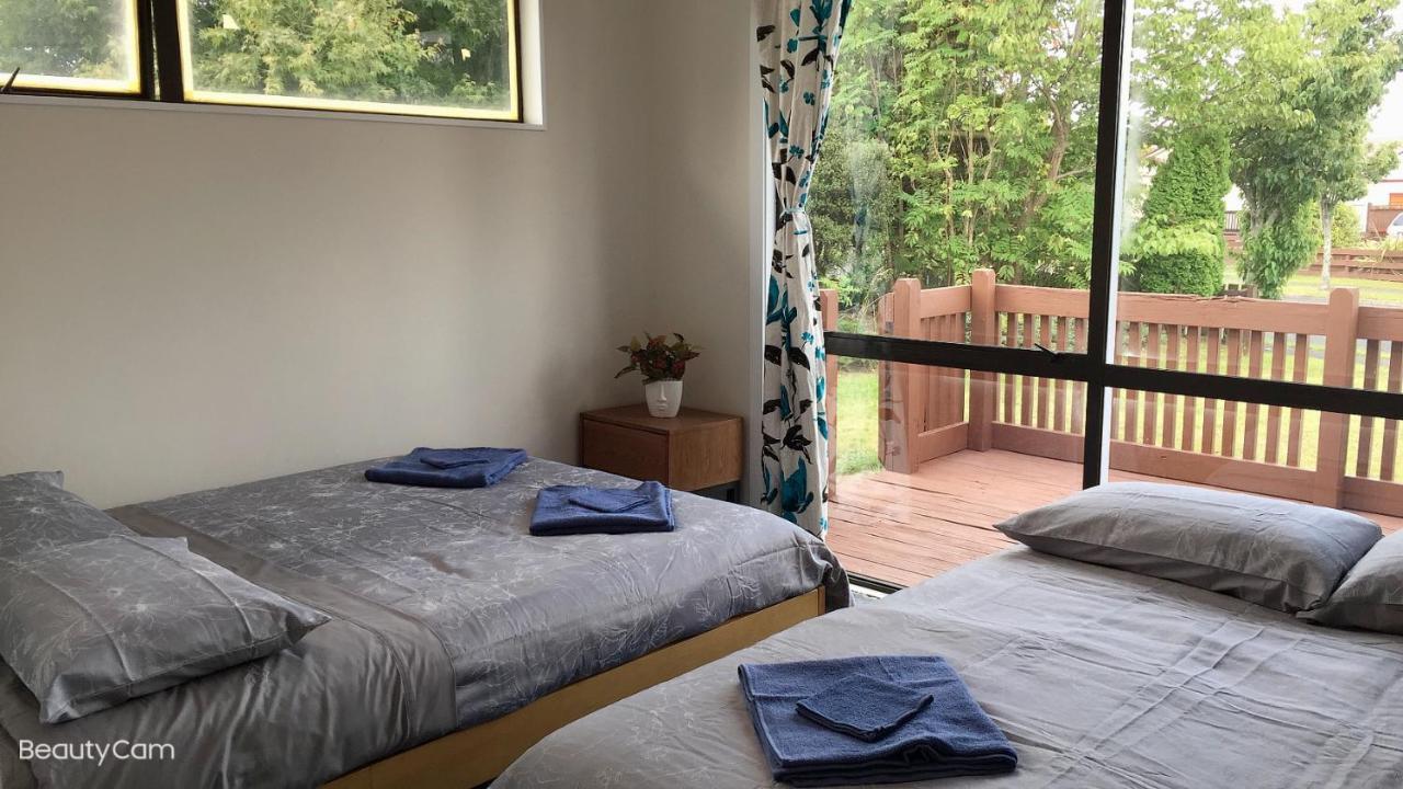 Cozy 3 Bedrooms House 6 Chapman Place โรโตรัว ภายนอก รูปภาพ